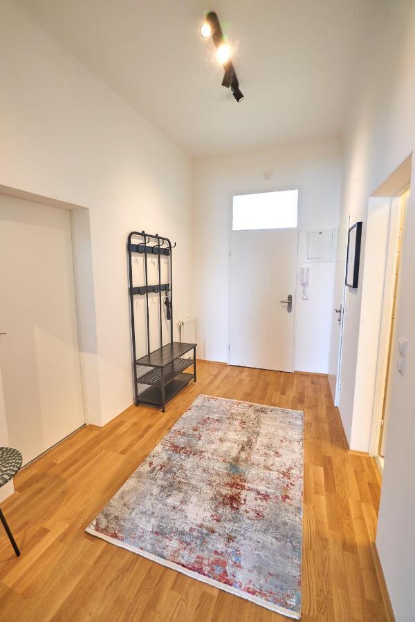 Trendy Apartment 2 Zimmer Zentral Gelegen Відень Екстер'єр фото